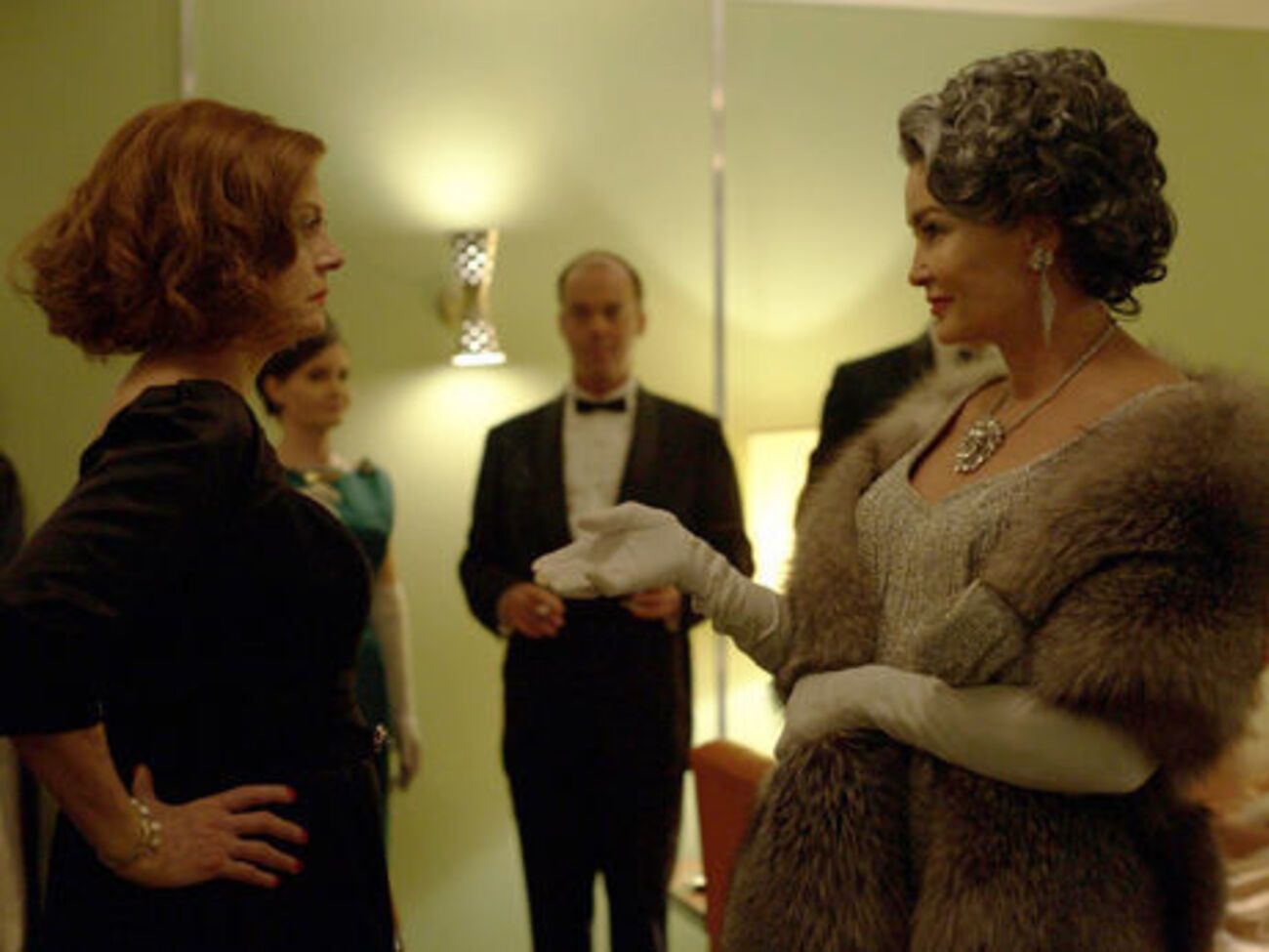 Сарандон і Ленг виконують головні ролі в серіалі