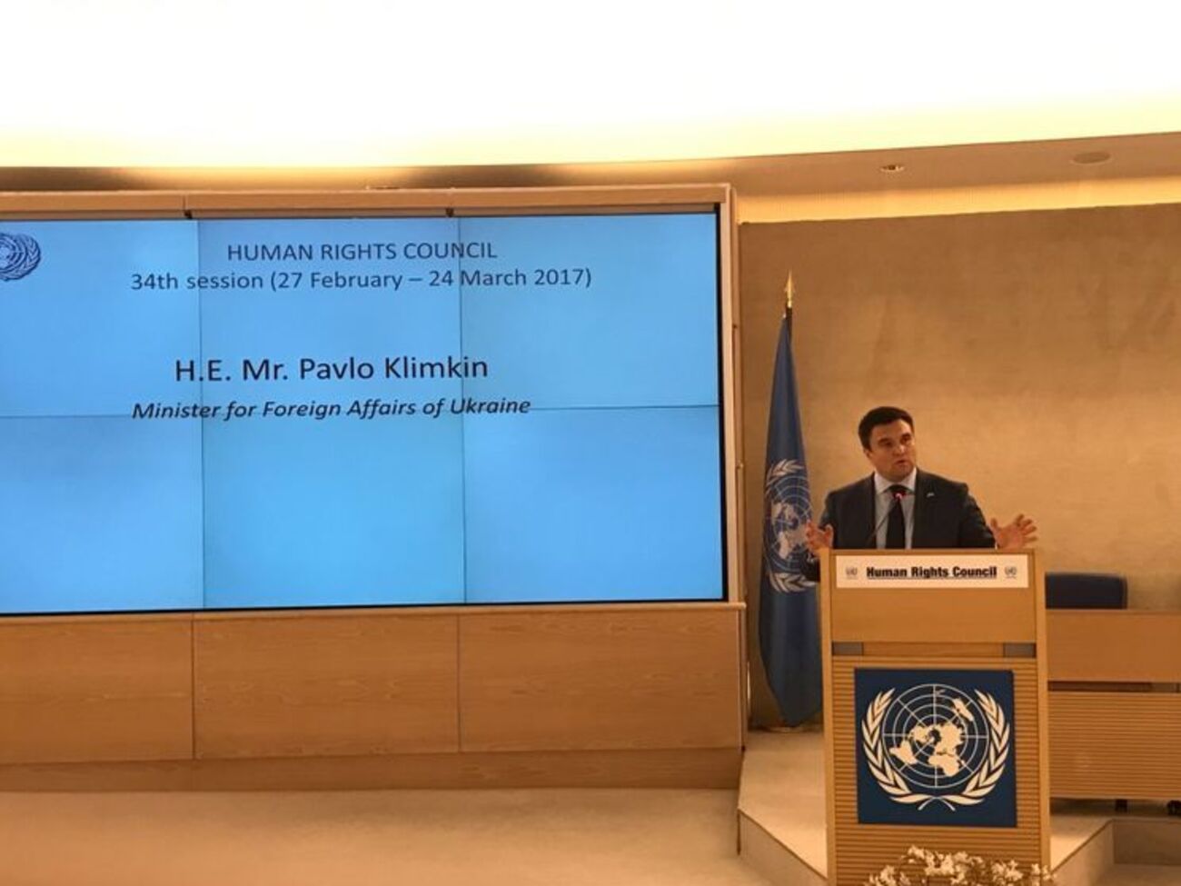 Клімкін: Потрібно забезпечити присутність міжнародних організацій у Криму для того, щоб вони відстежували всі порушення прав людини на півострові