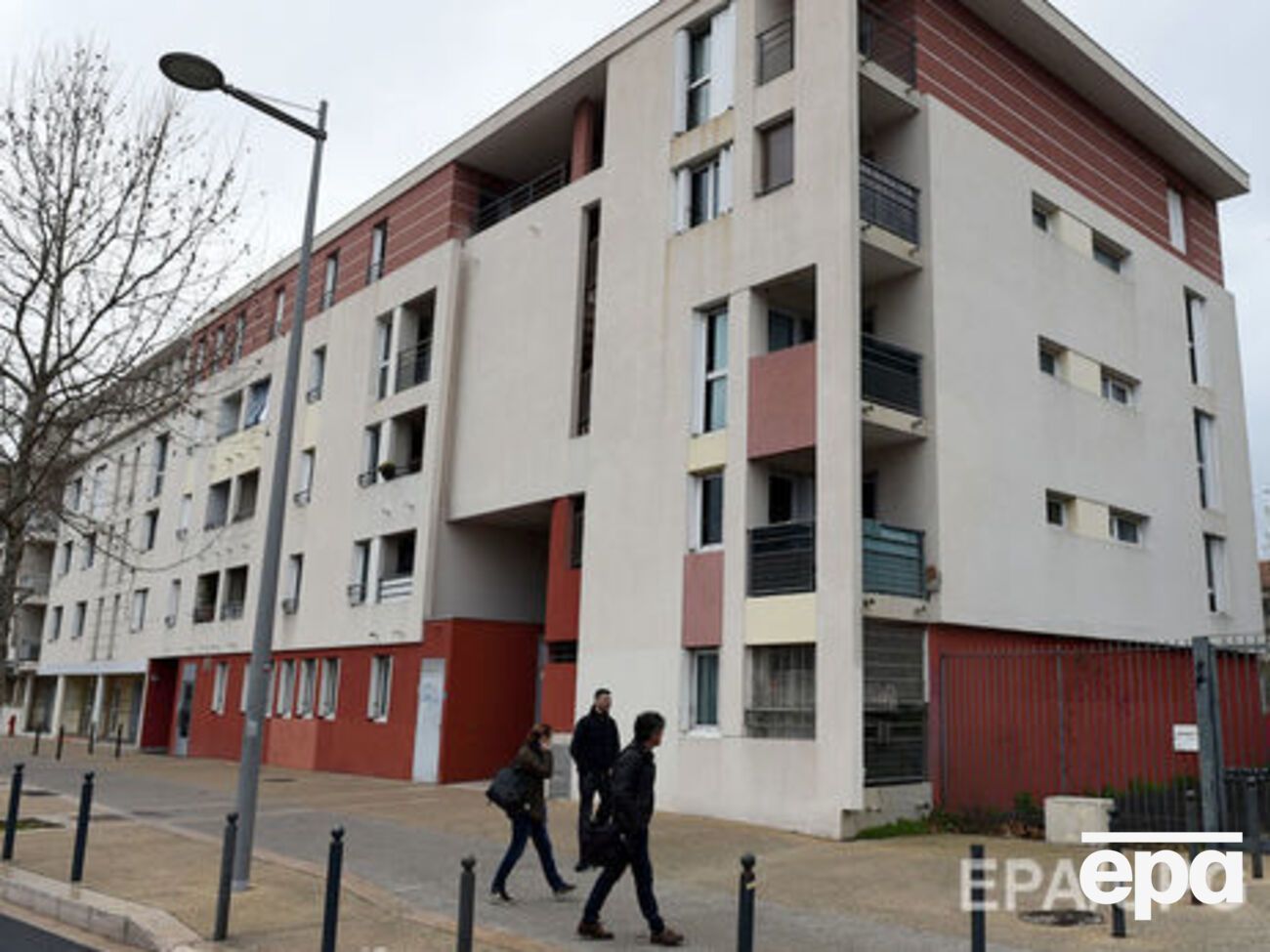 Во Франции до сих пор действует режим чрезвычайного положения, введенный после терактов 13 ноября 2015 года