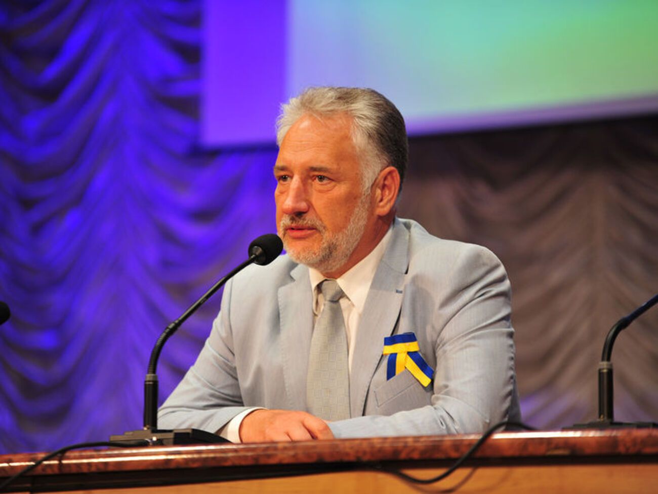 Жебрівський: Військові виїхали на допомогу жителям сіл Опитне, Водяне, Піски