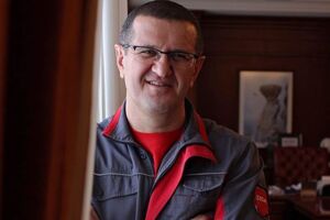 Магомедов (фото) про Третейкіна: Тепер повинен вижити, якщо ми його поховали