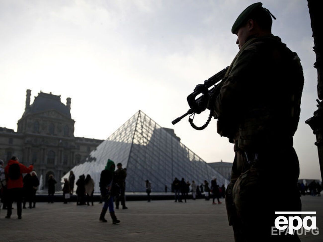 Чоловік отримав серйозне поранення, пишуть ЗМІ
