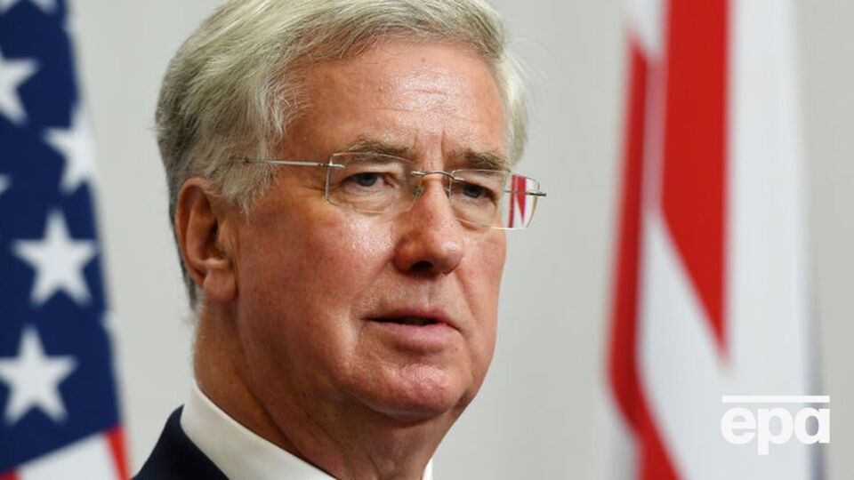 Фэллон отметил, что страны Запада должны противопоставить "путинской Правде более прочную истину"