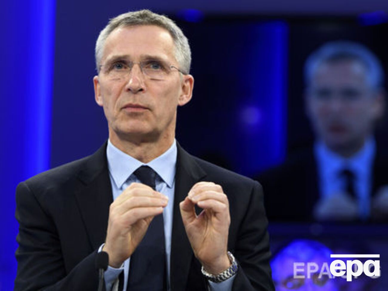 Столтенберг выразил обеспокоенность ситуацией на востоке Украины