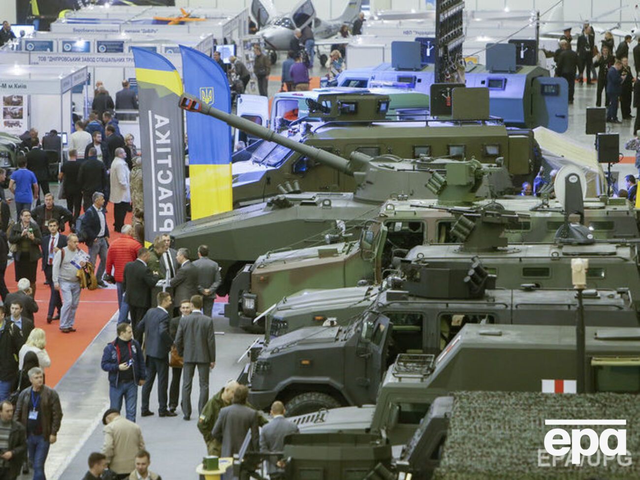 Посол Канады заявил, что не готов обсуждать возможность поставок летального оружия Украине