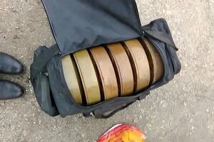 Украинский военнослужащий задержан при попытке продать украденные гранаты и мины