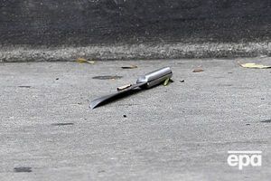 Мужчина ранил ножом шесть человек