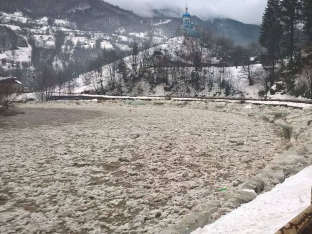 Закарпатье затопило