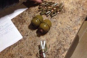 Найденное у винницкого полицейского оружие отправлено на экспертизу