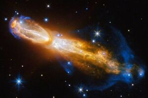 Телескоп заснял смерть красного гиганта OH 231.8+04.2