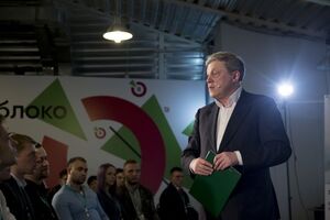 Явлінський: Навіть у такій країні, як Сполучені Штати, головне гасло – Make Great America Again. Again – це означає, назад, це експлуатація минулого
