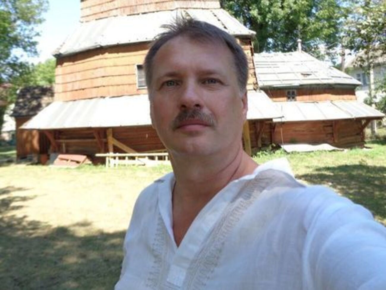 Чорновіл зазначив, що позиція Трампа після розмови з Порошенком не була такою різкою, як в Україні могли б хотіти, але є доволі конкретною