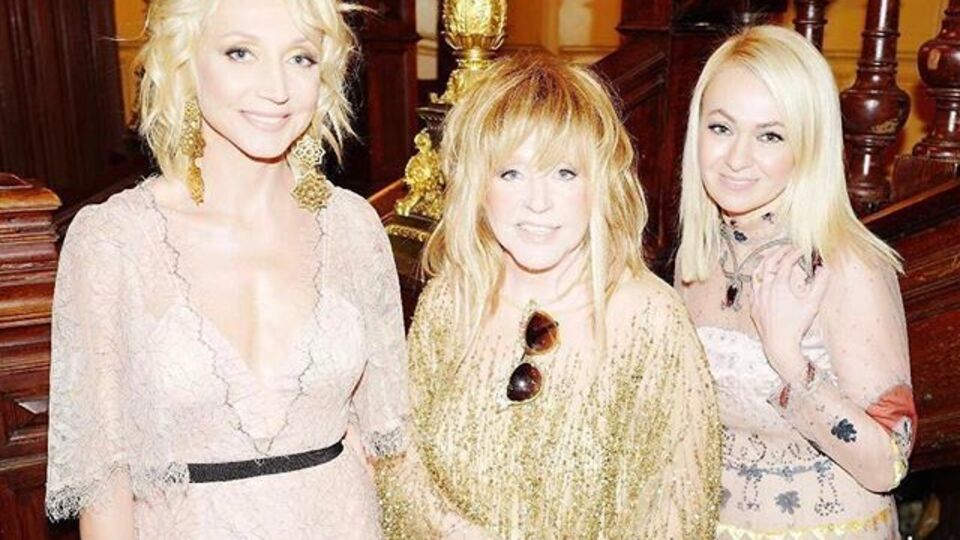 Орбакайте і Пугачова привітали Рудковську з днем народження