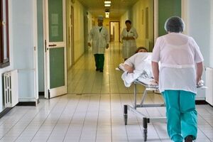 Больницы Донецка переполнены из-за потерь боевиков