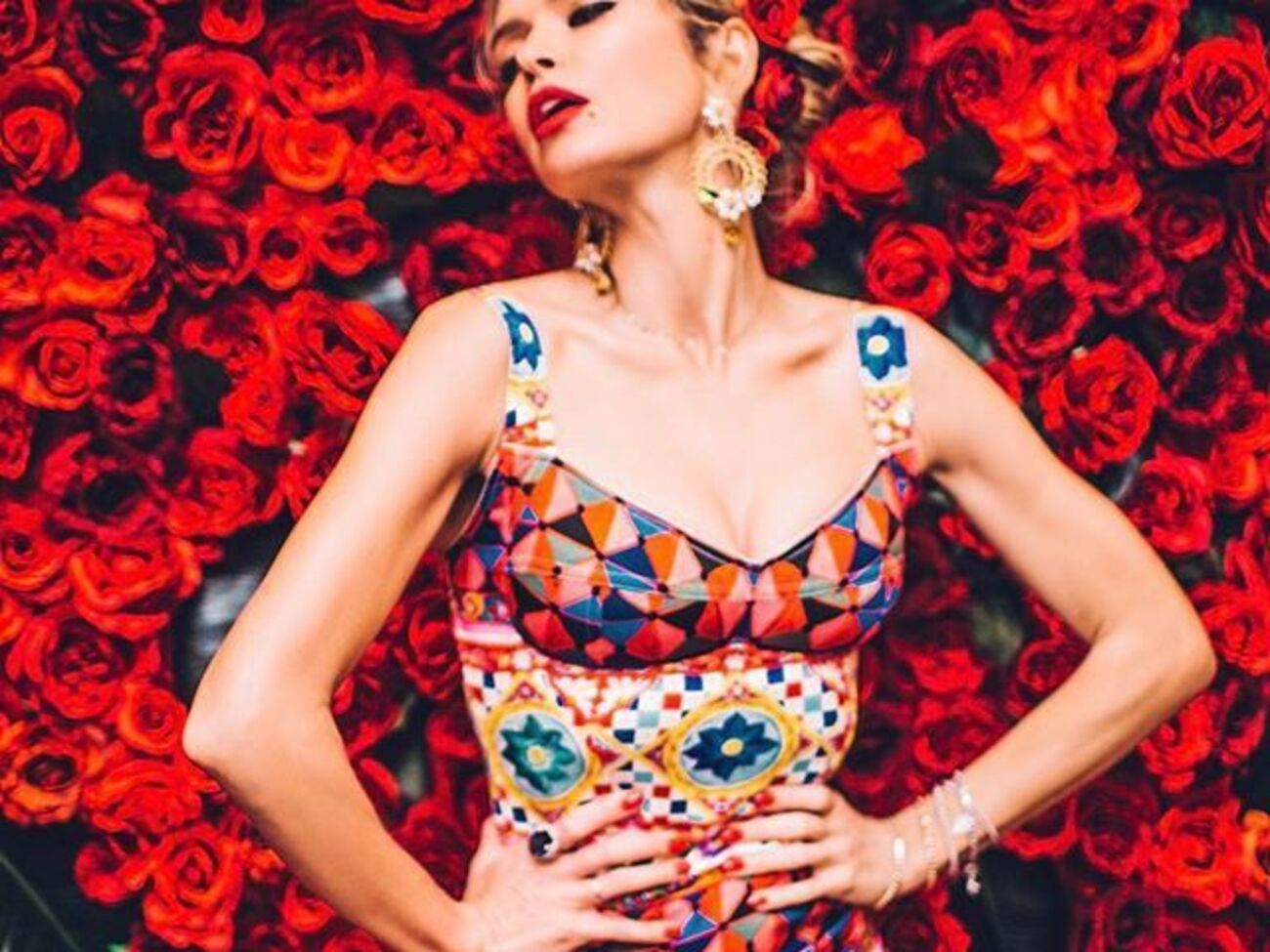 Брежнева: Вера ягодка опять!