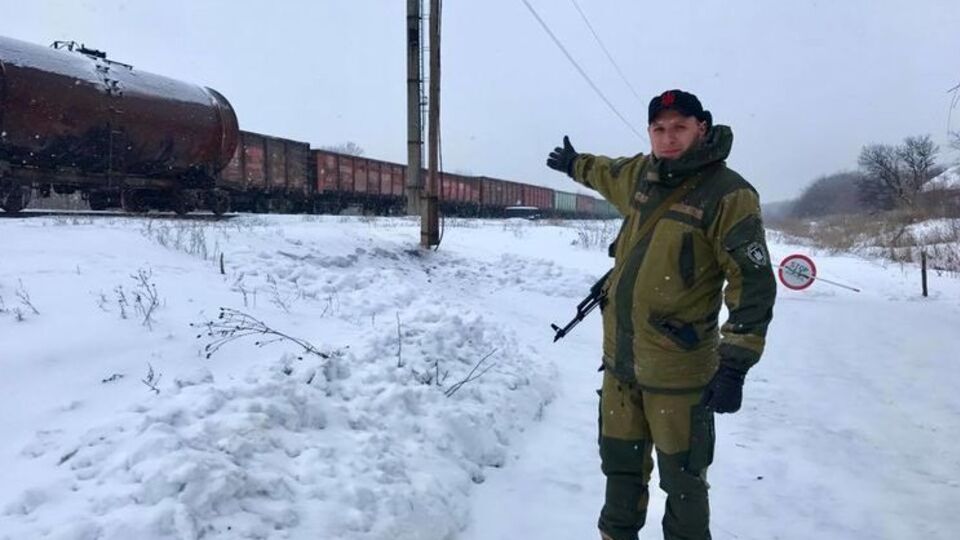 Парасюк утверждает, что пришел навестить полицейского в больницу с мандаринами, однако не нашел его