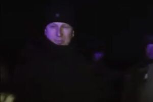 Участник протестов ударил главу областной Нацполиции Аброськина