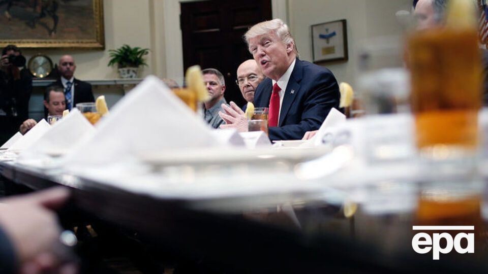 Минюст настаивает на возобновлении действия указа Трампа