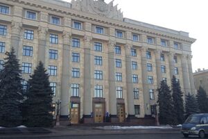 В полицию поступил звонок о заминировании двух объектов в Харькове