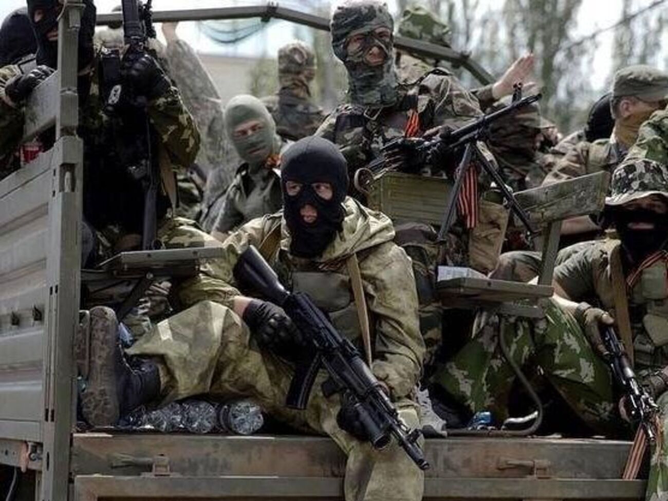 Разведка: В Россию выехало два КамАЗа с грузом "200"