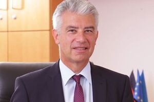 Райхель заявлял, что выборы на Донбассе можно провести до вывода российских войск