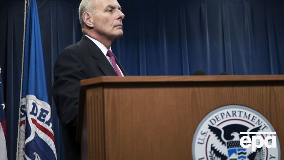 Келлі запевнив, що правила в'їзду в США в будь-якому разі посилять