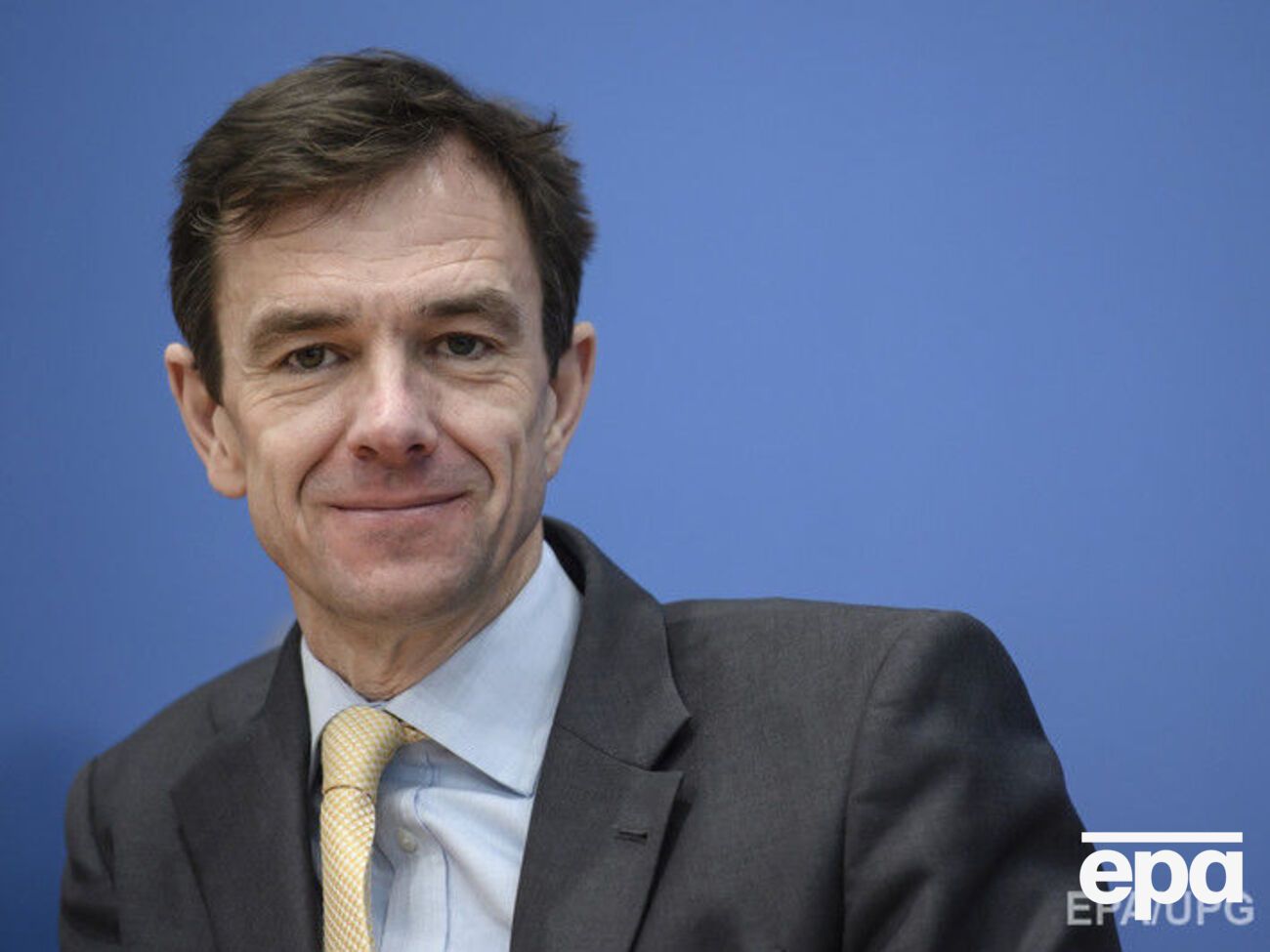 Шефер: Я не стану на уровне правительства утверждать, присутствуют ли регулярные российские войска на территории Украины, подконтрольной сепаратистам