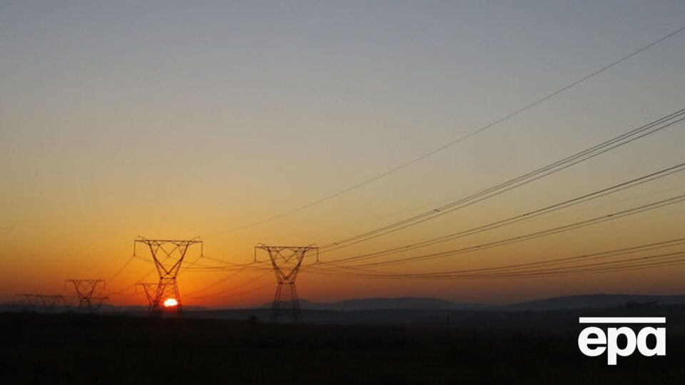 Проблемы с подачей электроэнергии возникли из-за непогоды