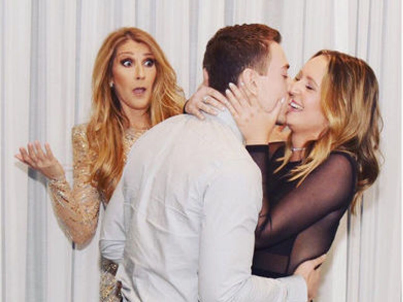 В присутствии Дион парень сделал предложение своей девушке