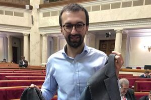 Лещенко демонструє наслідки бійки