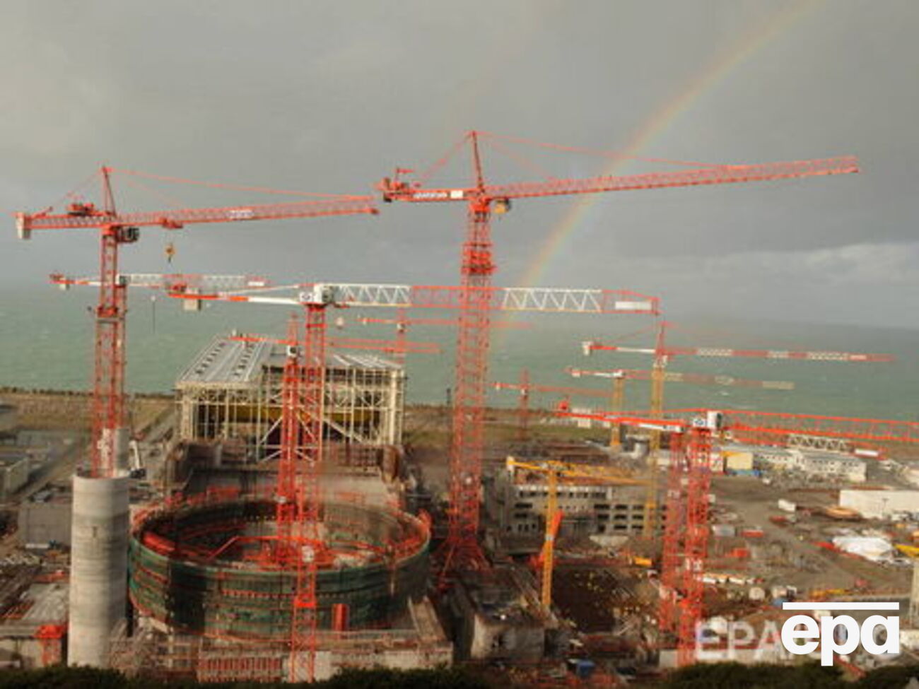 Во Франции произошел взрыв на атомной электростанции