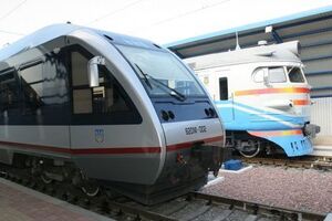 В УЗ заявили об убытках из-за блокировки движения поездов на Донбассе