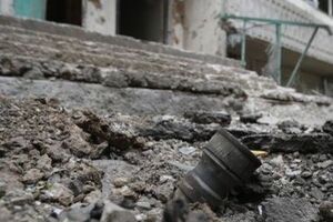 Парень подорвался на мине под Мариуполем