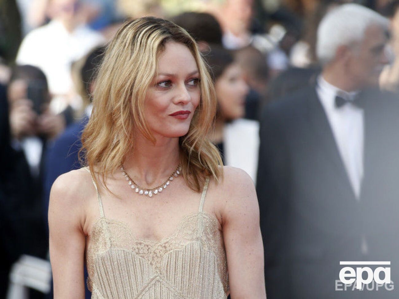 Паради сыграет в фильме "Иней" военную журналистку