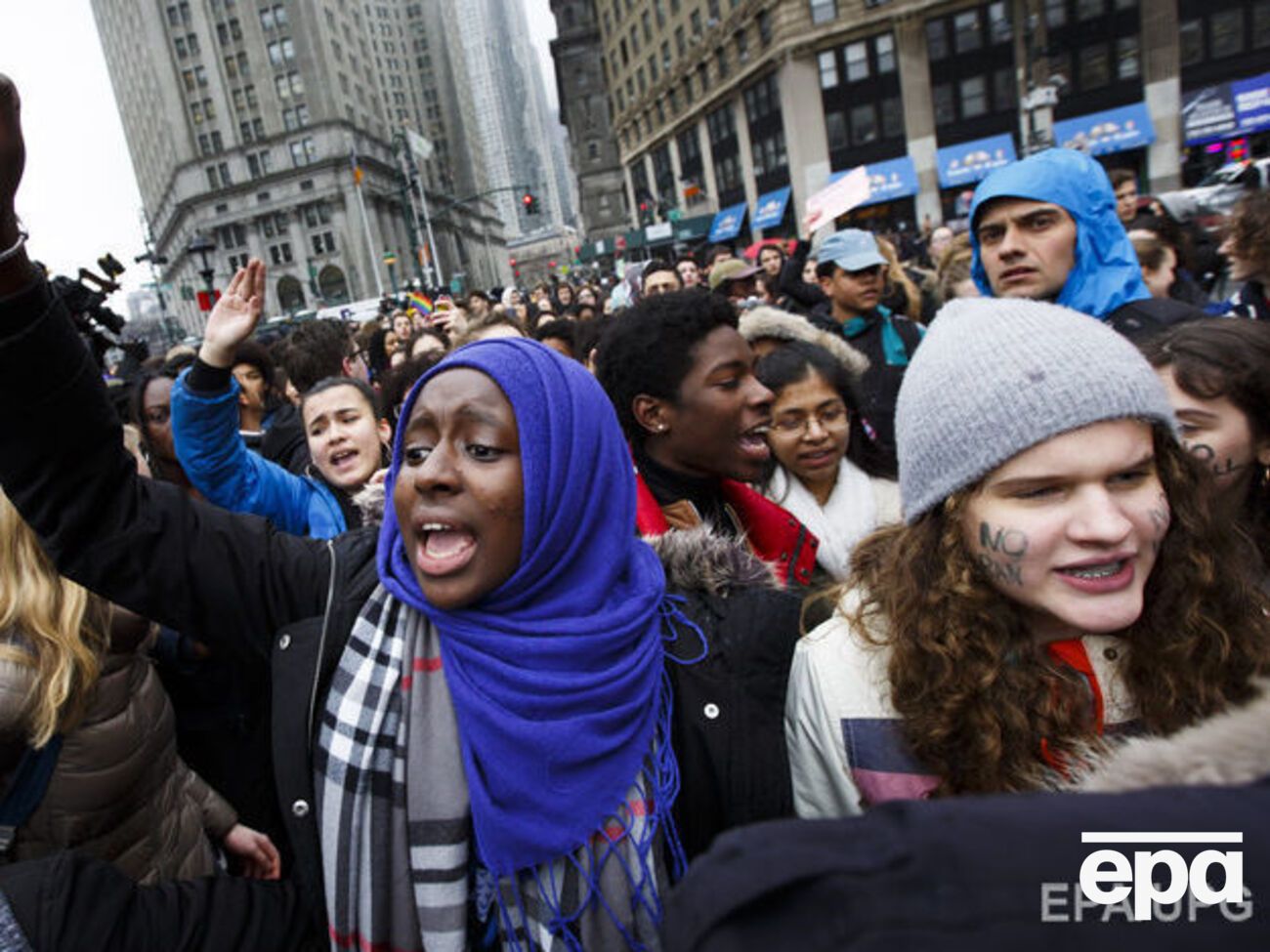 Иммиграционный указ Трампа вызвал волну протестов в США