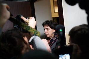 Зоя Светова: В постановлении суда, которое мне не выдали на руки, а дали только прочитать, что-то говорится о Ходорковском