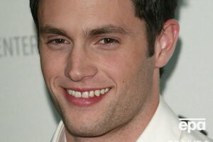 Беджлі одружився з Керк після трьох років стосунків