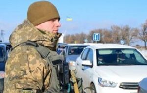 Контрольні пункти в'їзду-виїзду в районі АТО переходять на подовжений режим роботи