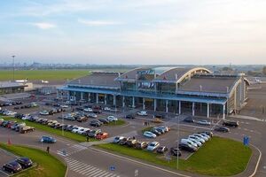 Аеропорт Жуляни закриють для ремонту злітно-посадкової смуги