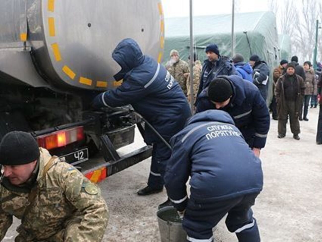 ГCЧС готова передислоцировать в Авдеевку два водовоза, проинформировал Жебривский