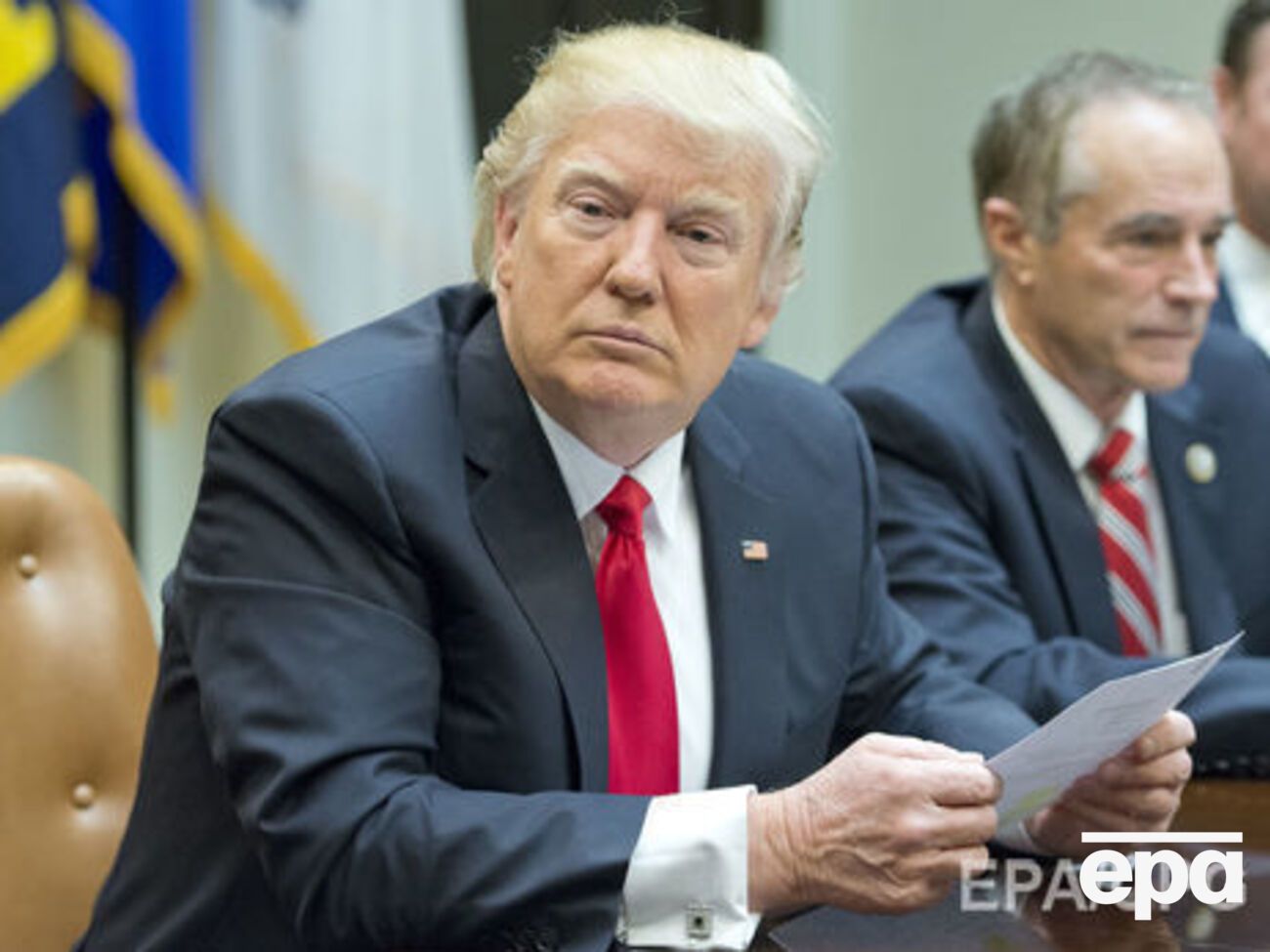 Дональд Трамп відклав підписання імміграційного указу