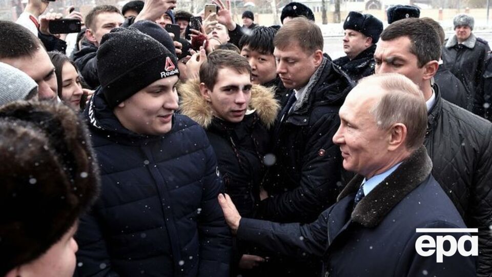 Путін на вулиці в Красноярську