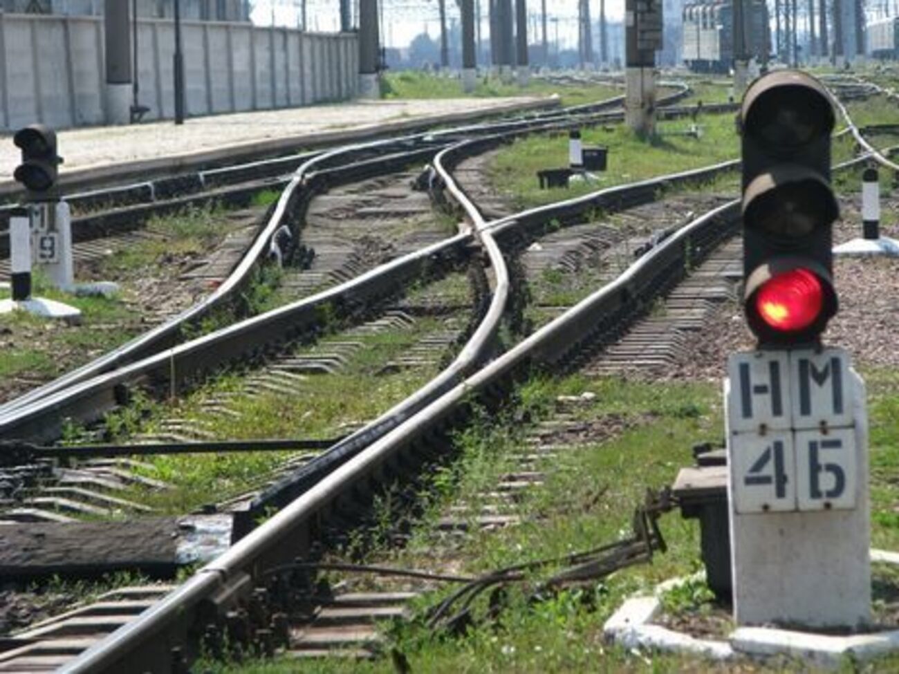 У Рівненській області пошкодили залізницю