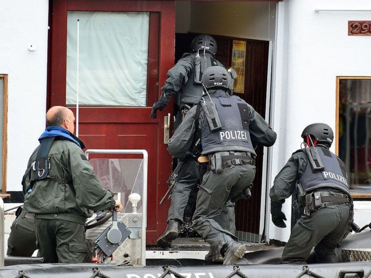 Німецька поліція проводила спецоперацію на вокзалі в Дюссельдорфі