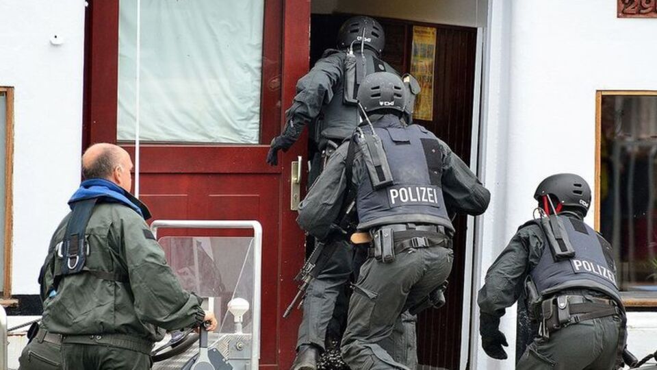 Німецька поліція проводила спецоперацію на вокзалі в Дюссельдорфі