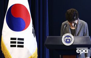 С Пак Кын Хе снимут неприкосновенность