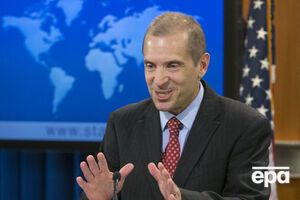 Тонер напомнил, что РФ не входит в коалицию