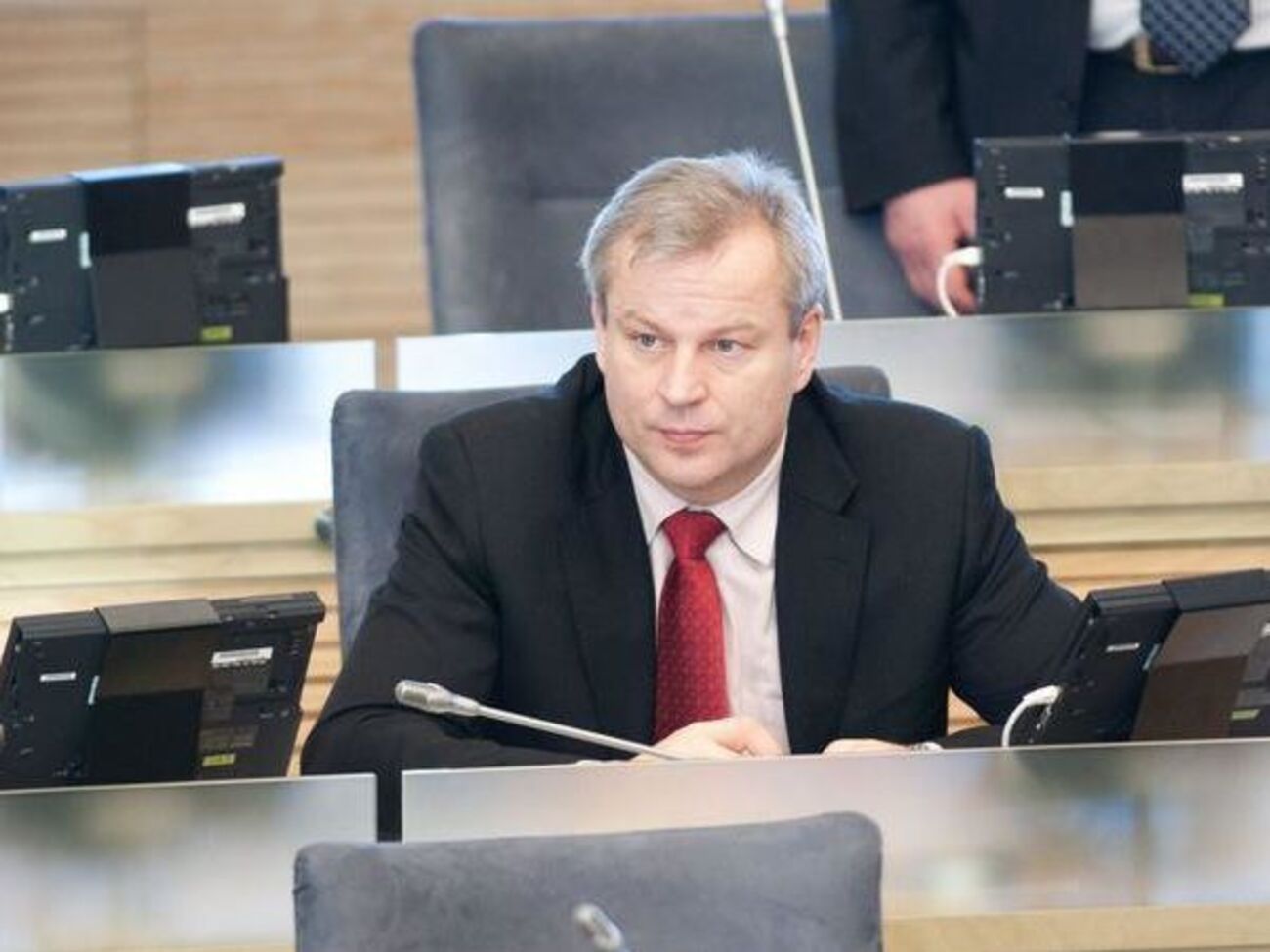 Миндаугас Бастис сообщил, что не собирается сдавать депутатский мандат