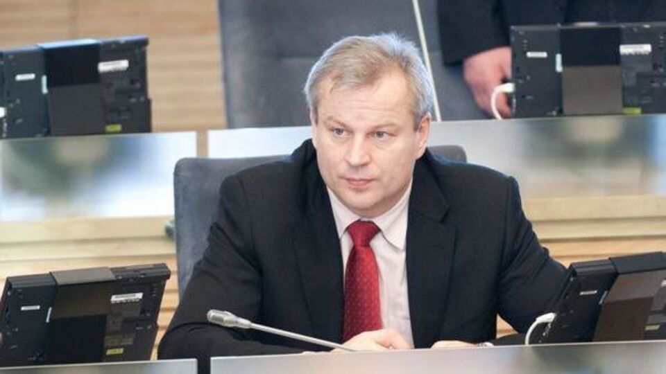 Миндаугас Бастис сообщил, что не собирается сдавать депутатский мандат