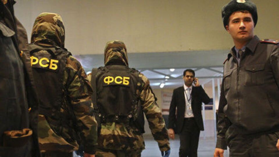 ФСБ вивела за штат полковника, що мав зв'язки з підозрюваним у корупції високопоставленим співробітником МВС
